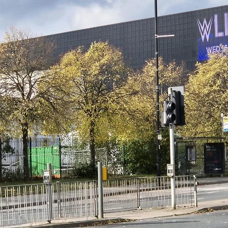 Affordably Elegant Apartments Close To Coop Live, Etihad Stadium And Manchester City Centre Exteriör bild